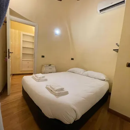 Piazza Di Spagna *